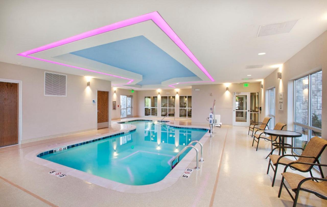 Holiday Inn Express Hotel & Suites Hot Springs By Ihg Exteriör bild