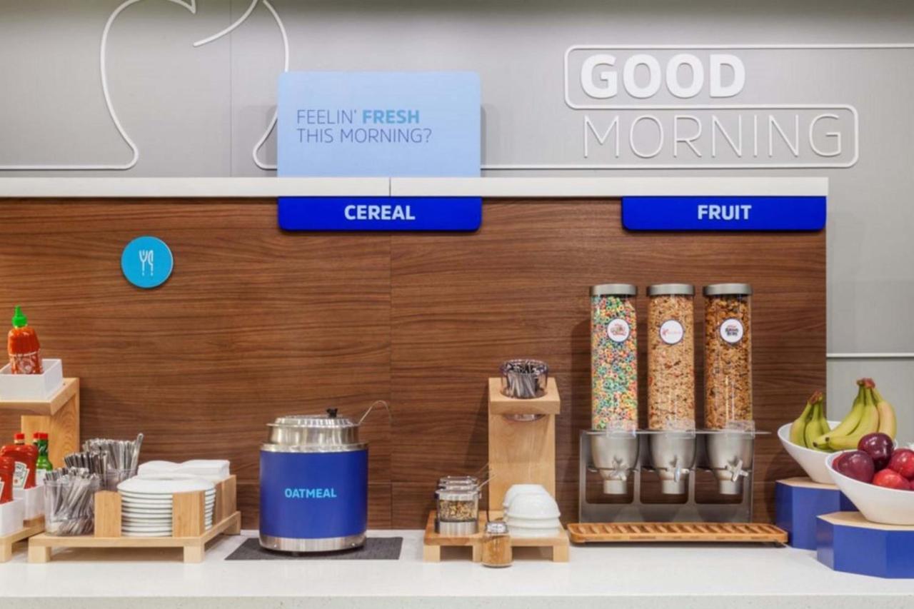 Holiday Inn Express Hotel & Suites Hot Springs By Ihg Exteriör bild
