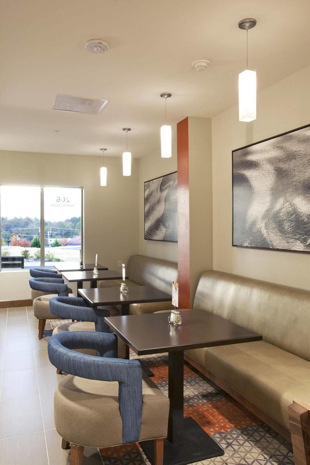 Holiday Inn Express Hotel & Suites Hot Springs By Ihg Exteriör bild